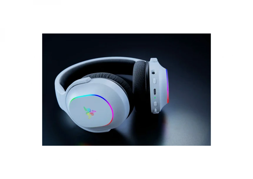 Bežične slušalice sa mikrofonom RAZER Barracuda X Chroma Multi-Platform White